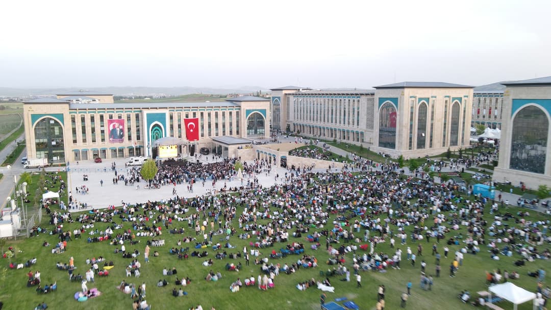 Ankara Yıldırım Beyazıt Üniversitesi kampüsü