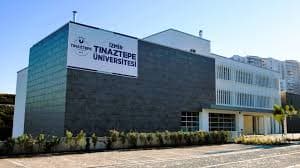İzmir Tınaztepe Üniversitesi kampüsü