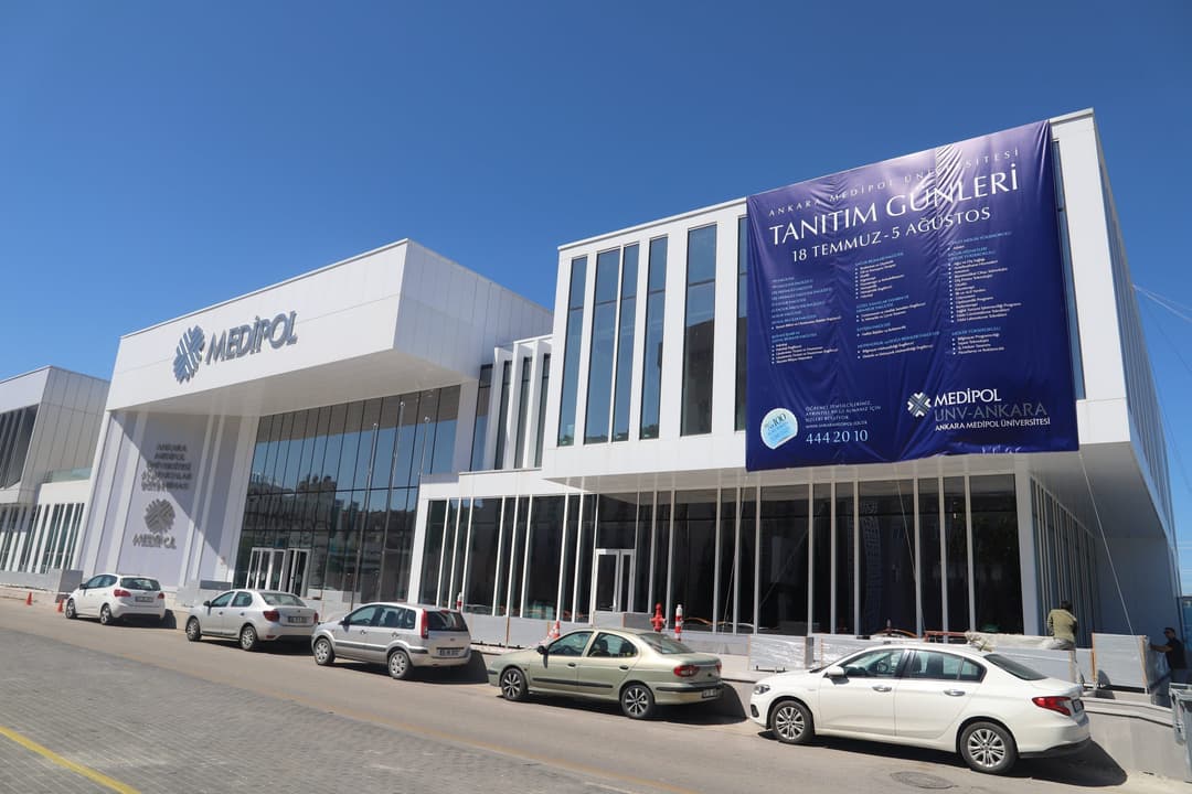 Ankara Medipol Üniversitesi kampüsü