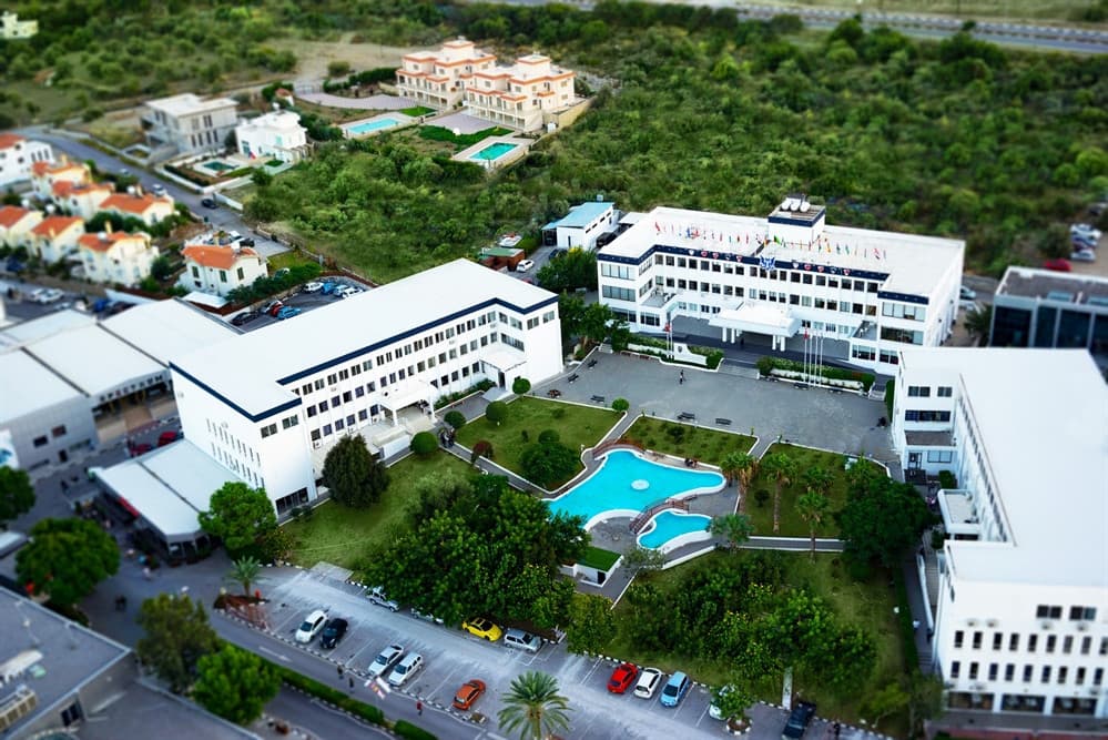Girne Amerikan Üniversitesi kampüsü