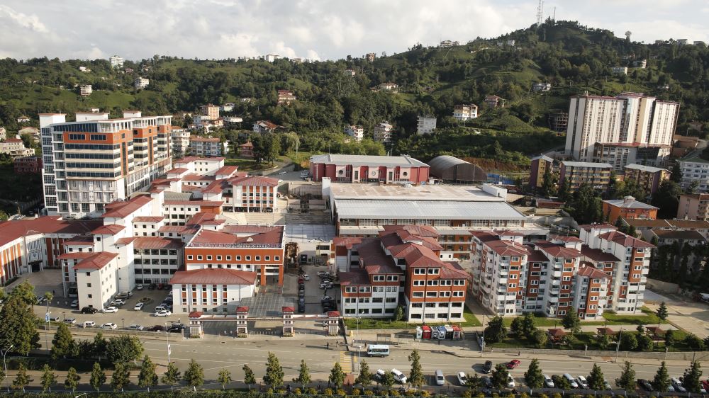 Recep Tayyip Erdoğan Üniversitesi kampüs fotoğrafı, Rize