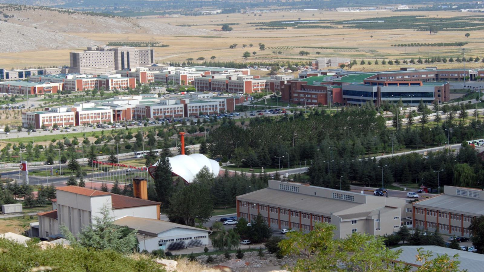 Süleyman Demirel Üniversitesi kampüs fotoğrafı, Isparta
